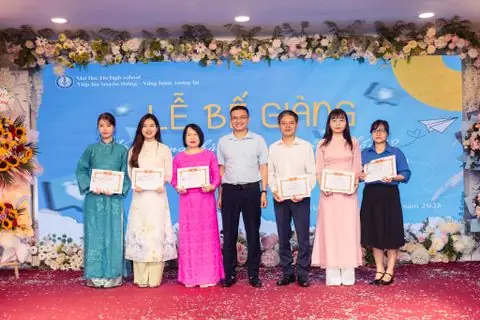 Review Chi Tiết Trung Tâm Tiệc Cưới Hà Dương Palace: Địa Chỉ, Sảnh Tiệc, Thực Đơn, Giá & Ưu Đãi 2025