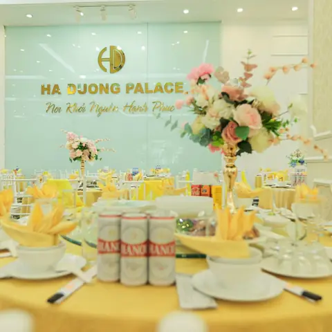 Review Chi Tiết Trung Tâm Tiệc Cưới Hà Dương Palace: Địa Chỉ, Sảnh Tiệc, Thực Đơn, Giá & Ưu Đãi 2025