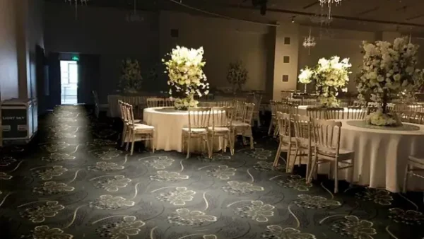Đánh Giá Trung Tâm Tiệc Cưới Long Vĩ Palace: Sảnh Tiệc, Menu, Giá Gói & Ưu Đãi Mới Nhất 2025