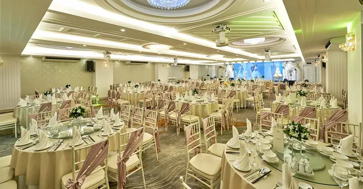 Trung Tâm Tiệc Cưới Venus: Địa Chỉ 2 Chi Nhánh Hà Nội – Sài Gòn, Sảnh Tiệc, Thực Đơn & Giá Tiệc Cưới 2025