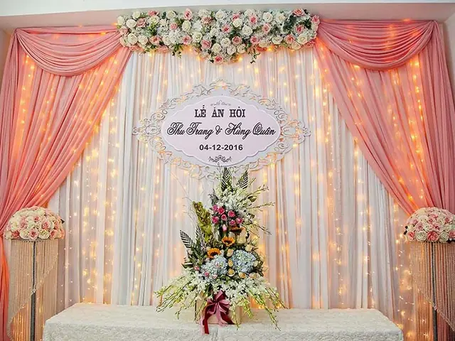Hướng Dẫn Chọn Mua Vải Voan Trang Trí Tiệc Cưới: Từ A-Z Cho Không Gian Sang Trọng
