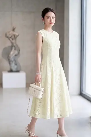 Gợi Ý 12 Mẫu Váy Đi Tiệc Cưới Đẹp, Sang Trọng Và Tinh Tế